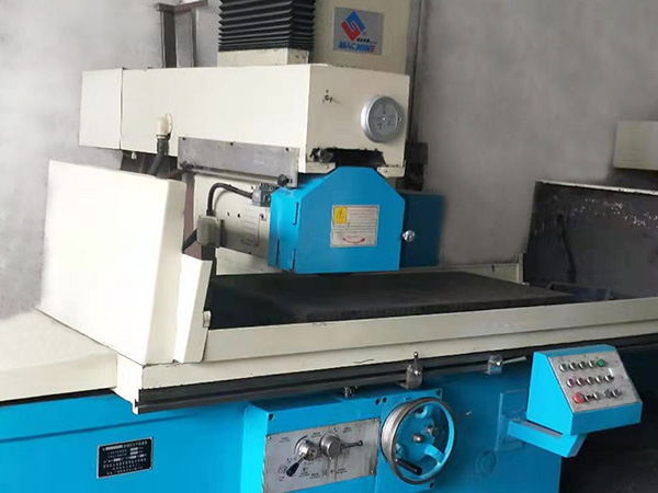 Grinding Machine